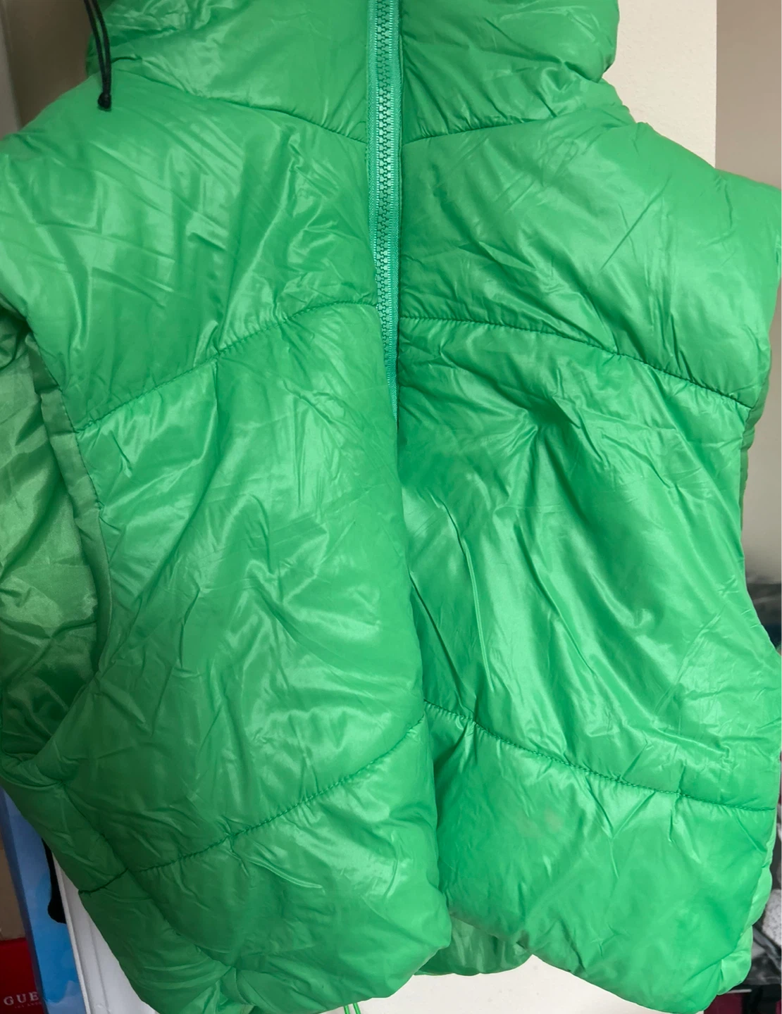 Green Puffer Vest - Sleeveless, Y2K Style - photo 4