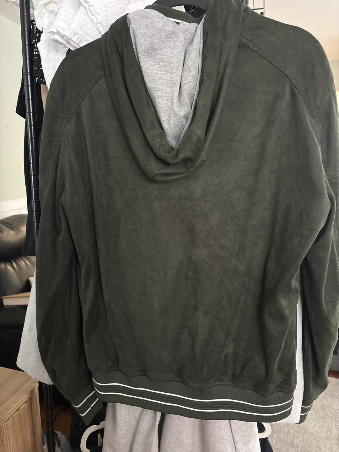 Zara Olive Green Suede Jacket Size M image indicator(4)