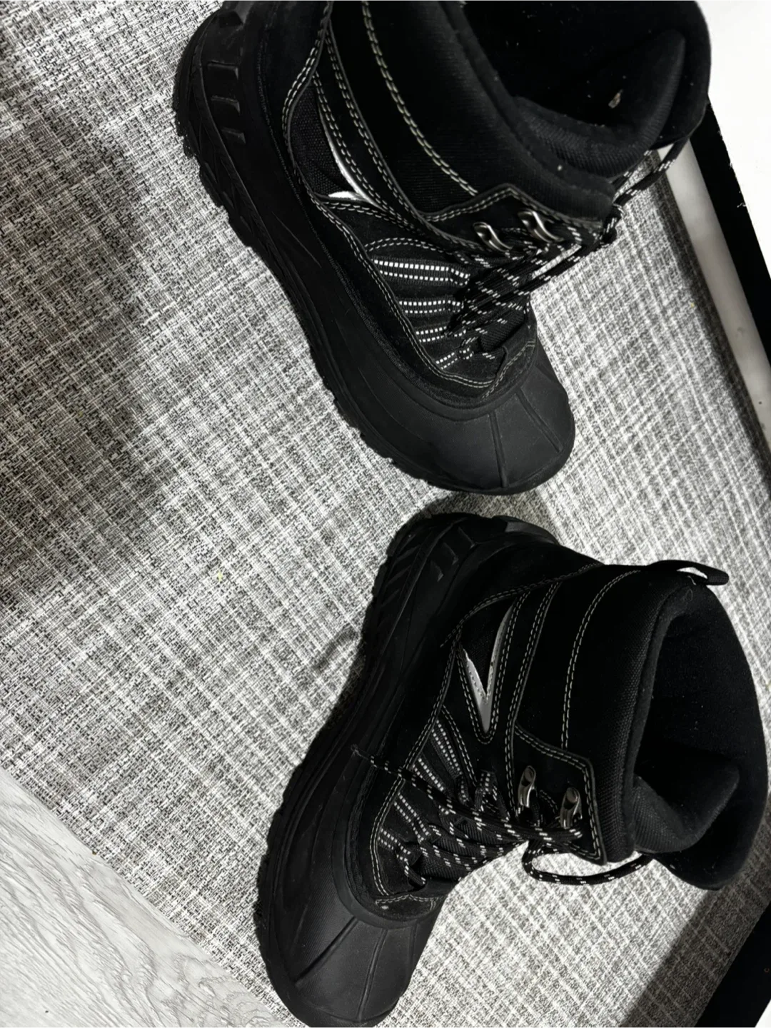 Outbound Black Winter Boots - Size 10 image indicator(4)