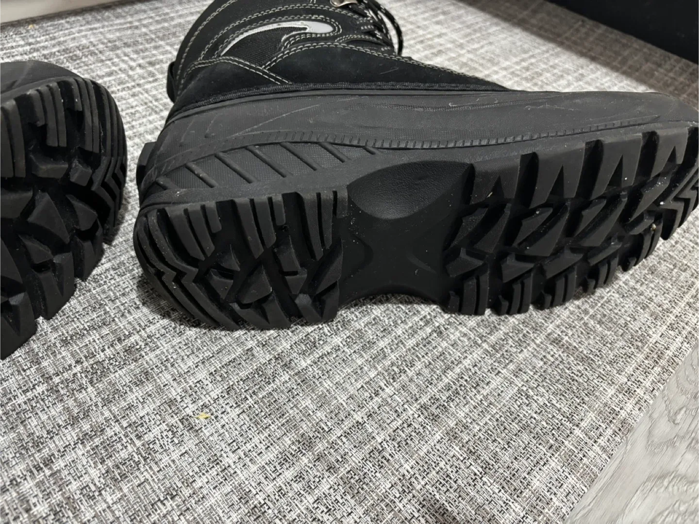 Outbound Black Winter Boots - Size 10 image indicator(7)