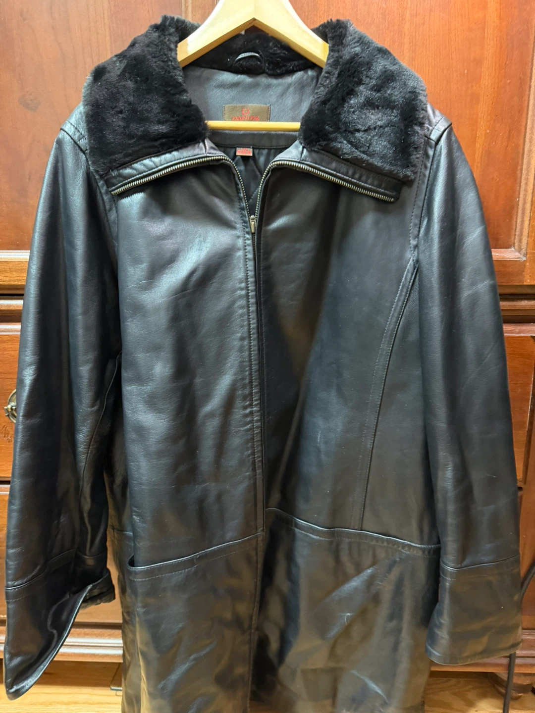 Danier Black Leather Coat - Size Large - photo 2