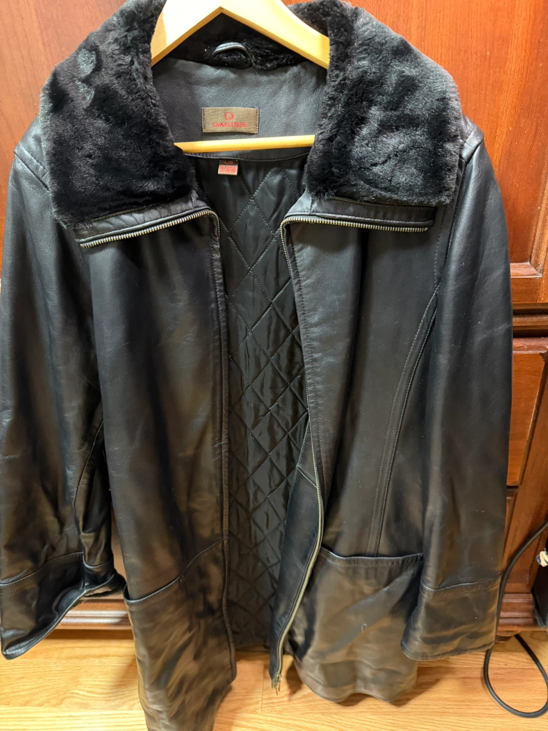 Danier Black Leather Coat - Size Large - photo 4