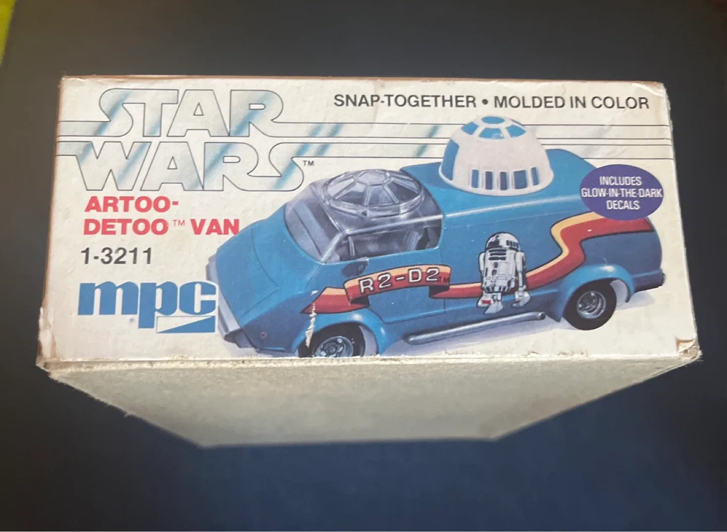 Star Wars Artoo-Detoo Van 1-3211 MPC Model Kit image indicator(5)