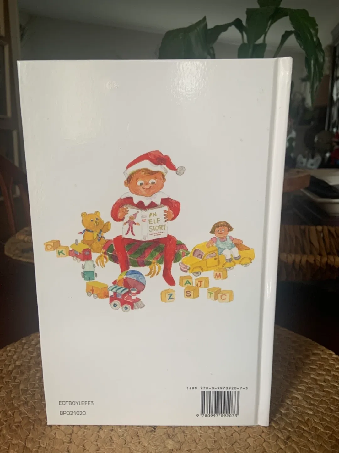 The Elf on the Shelf: A Christmas Tradition Book image indicator(2)