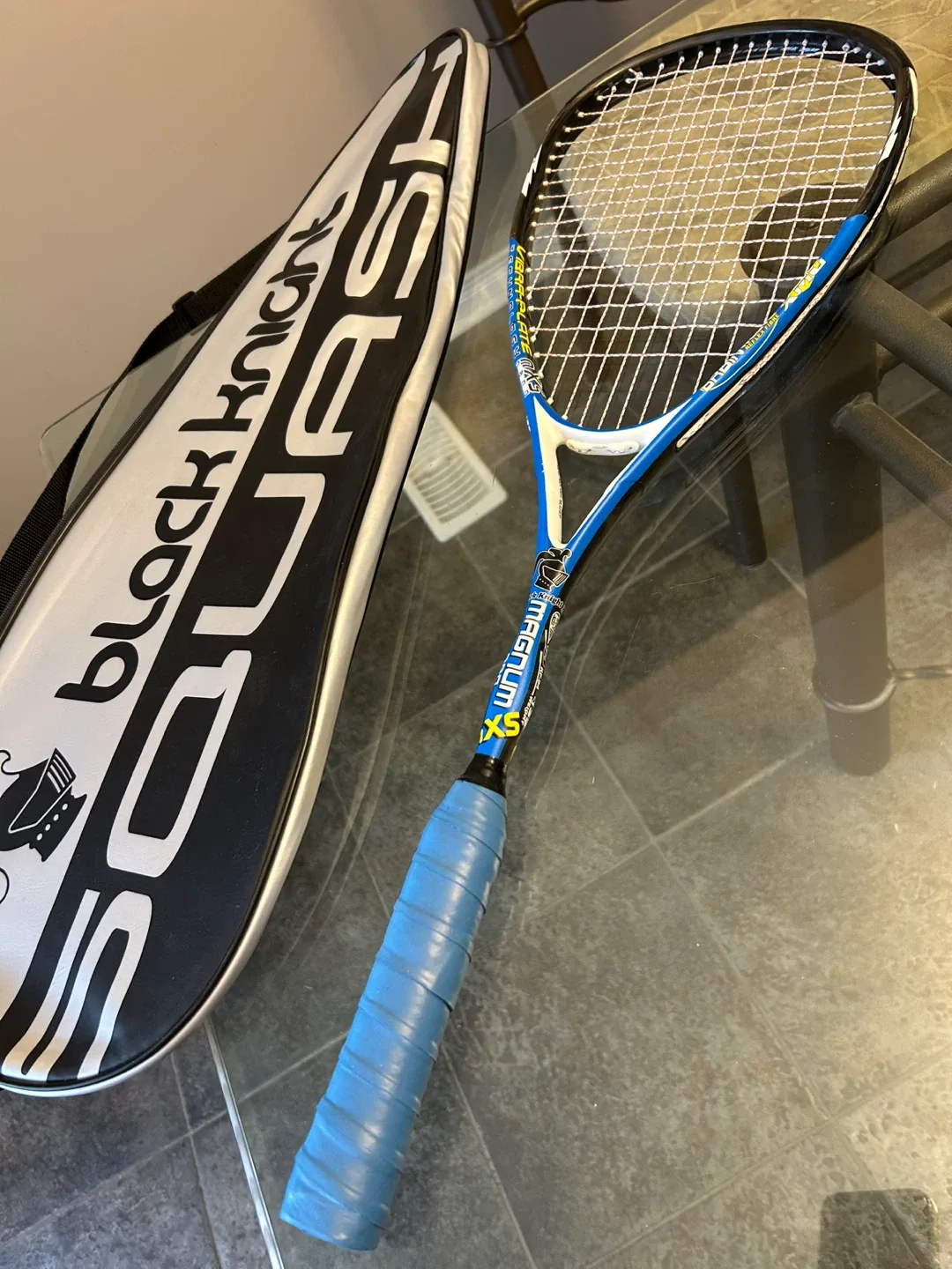 Black Knight Magnum PRO nXS nano 135 Squash Racket