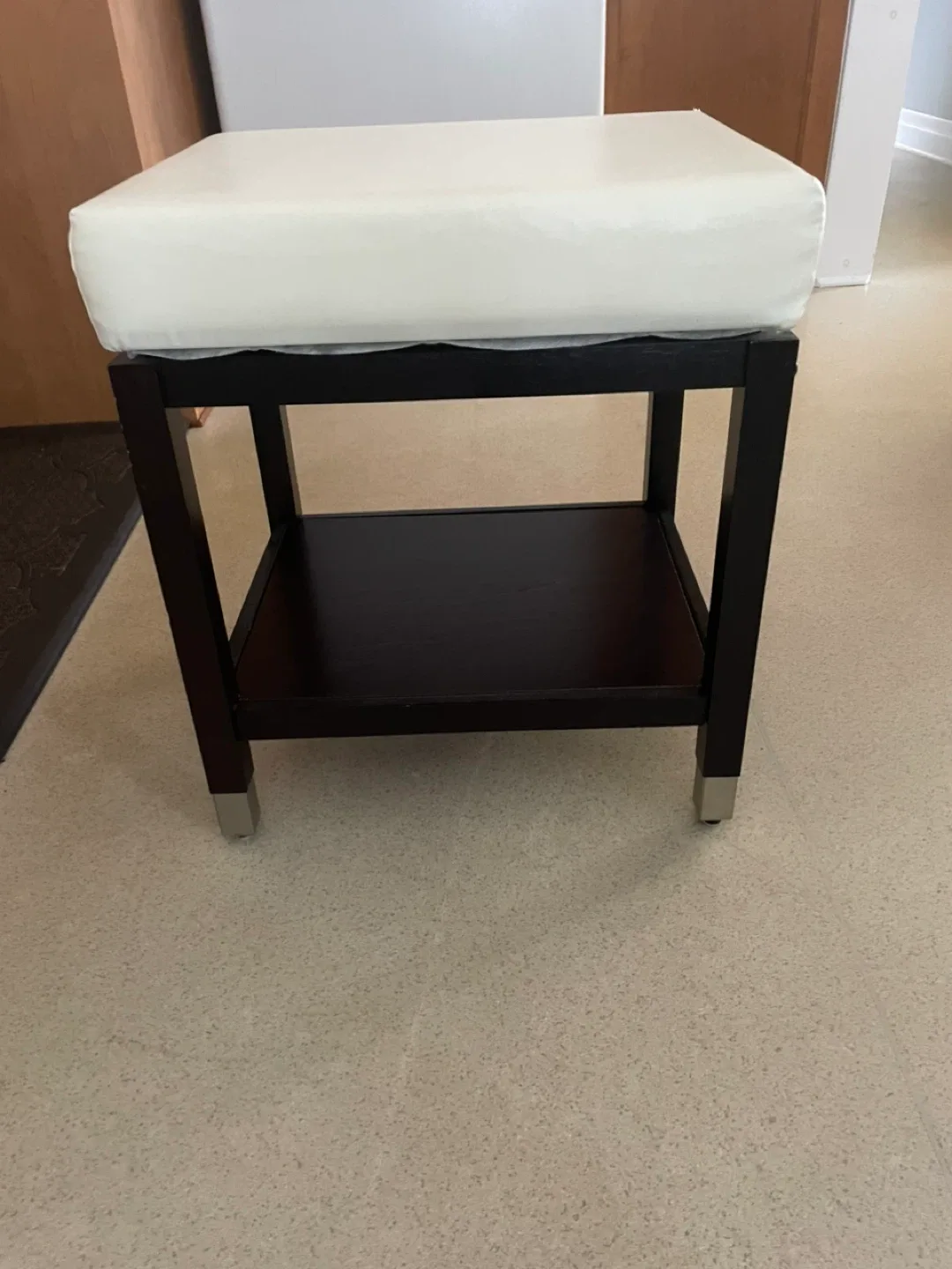 Vinyl Entryway or Bathroom Bench with Shelf