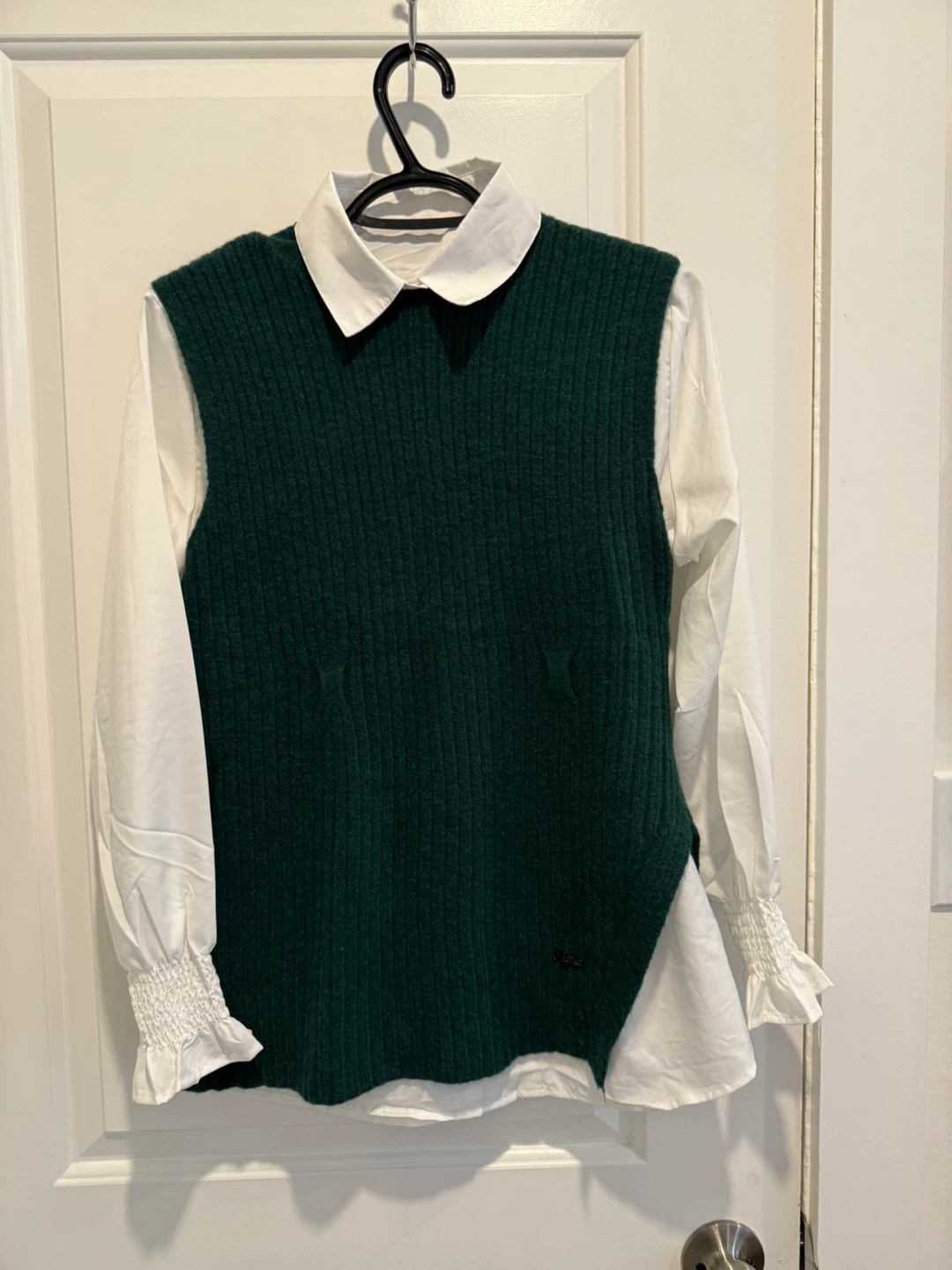 Hillfill Green Sweater Vest & Blouse Set - Size M