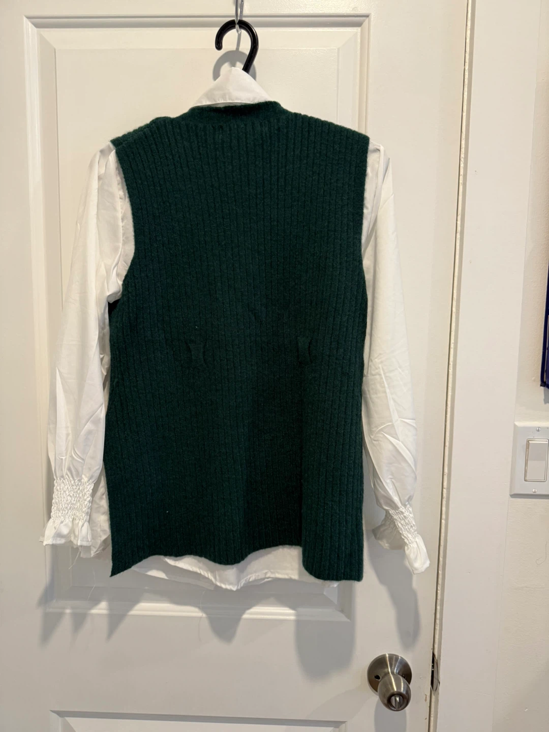 Hillfill Green Sweater Vest & Blouse Set - Size M - photo 2