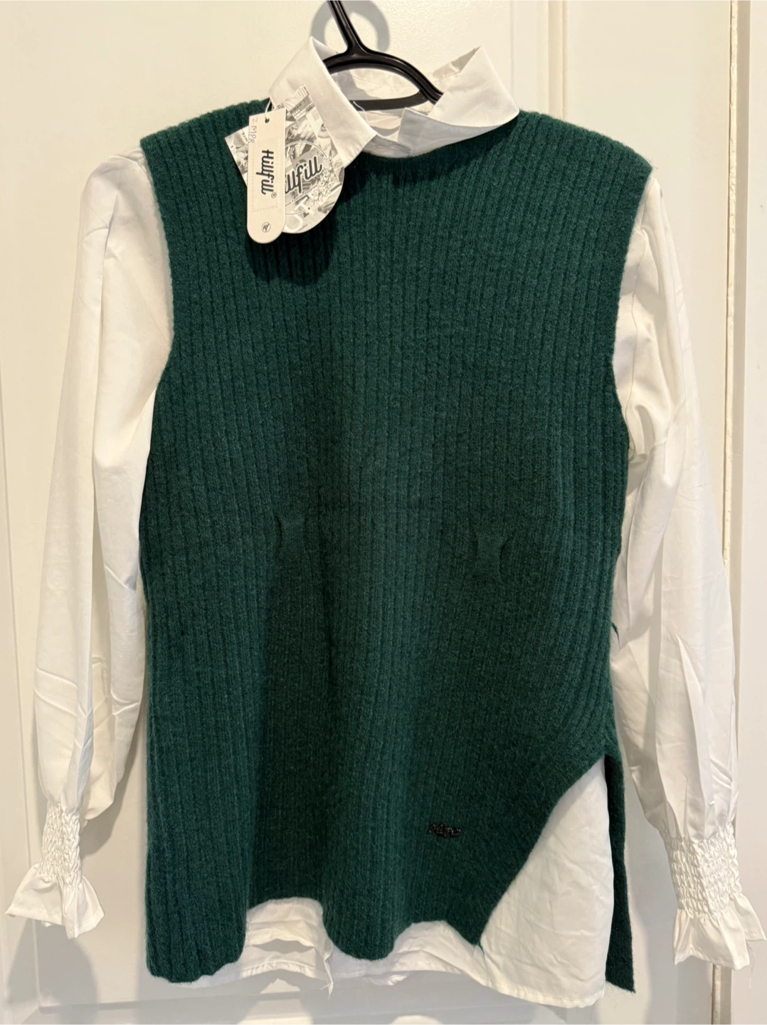 Hillfill Green Sweater Vest & Blouse Set - Size M - photo 5