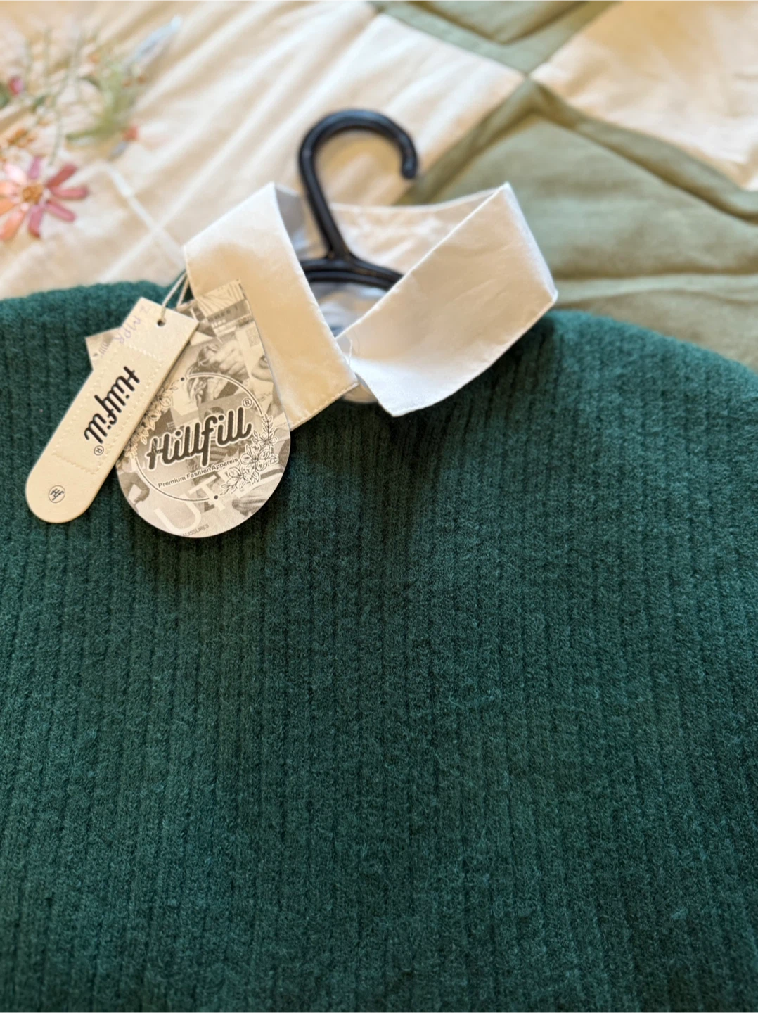 Hillfill Green Sweater Vest & Blouse Set - Size M - photo 3