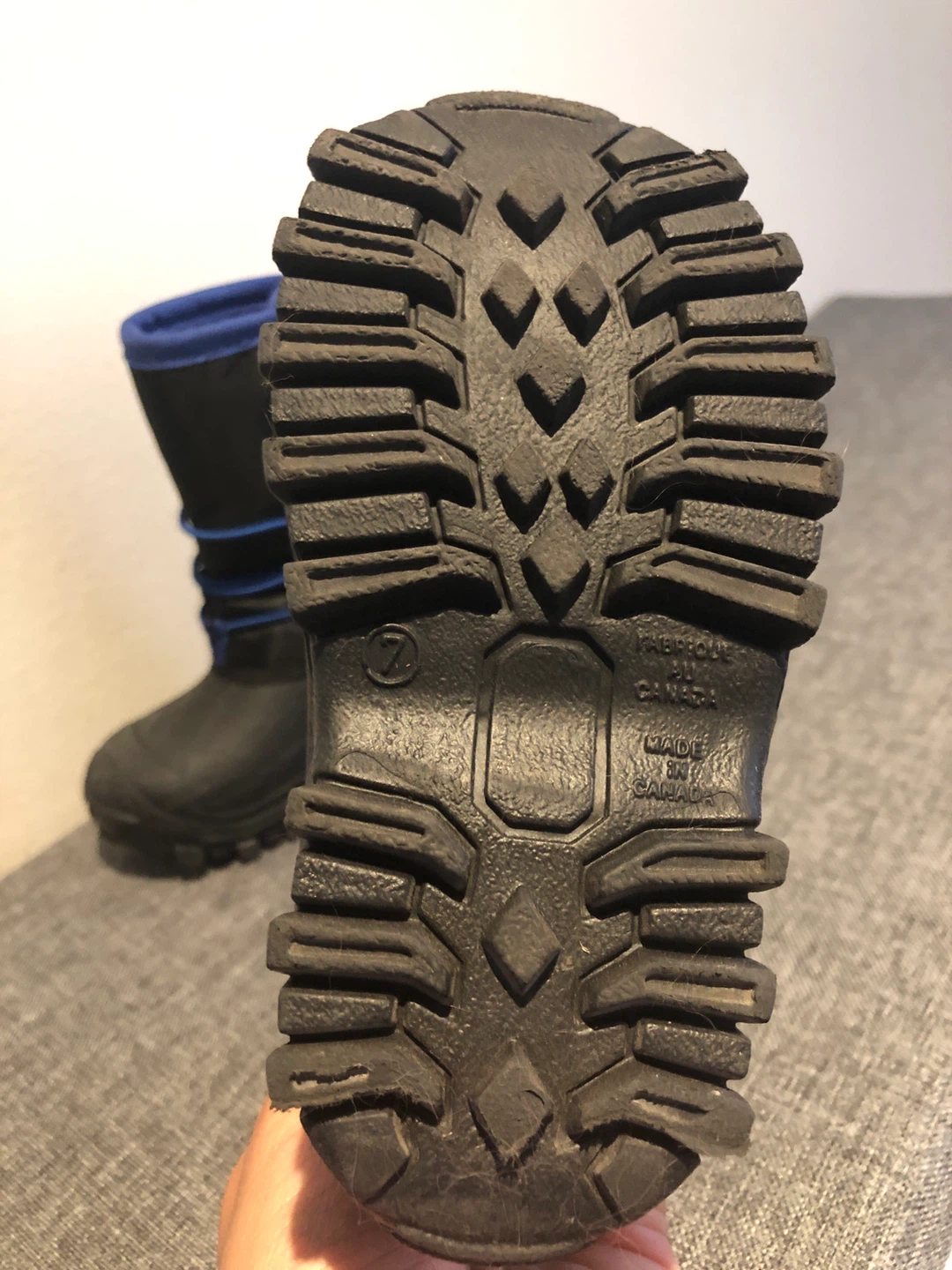 Kids' Winter Boots - Size 7 - photo 3