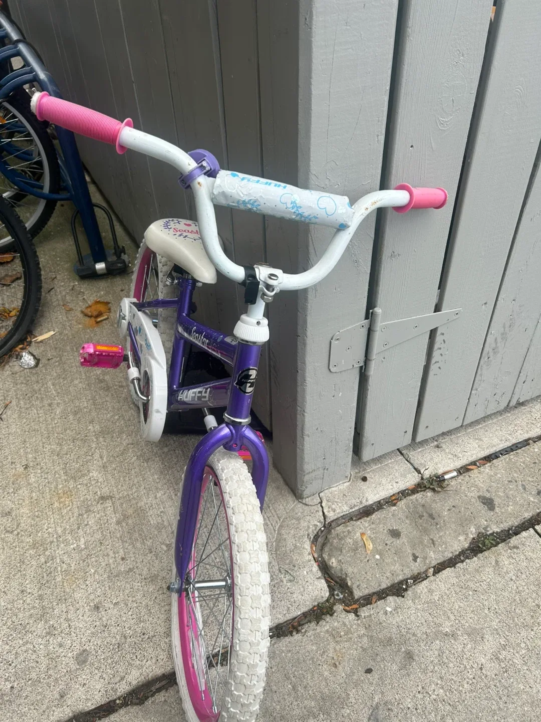 Huffy Girls Bike - Purple & Pink image indicator(2)