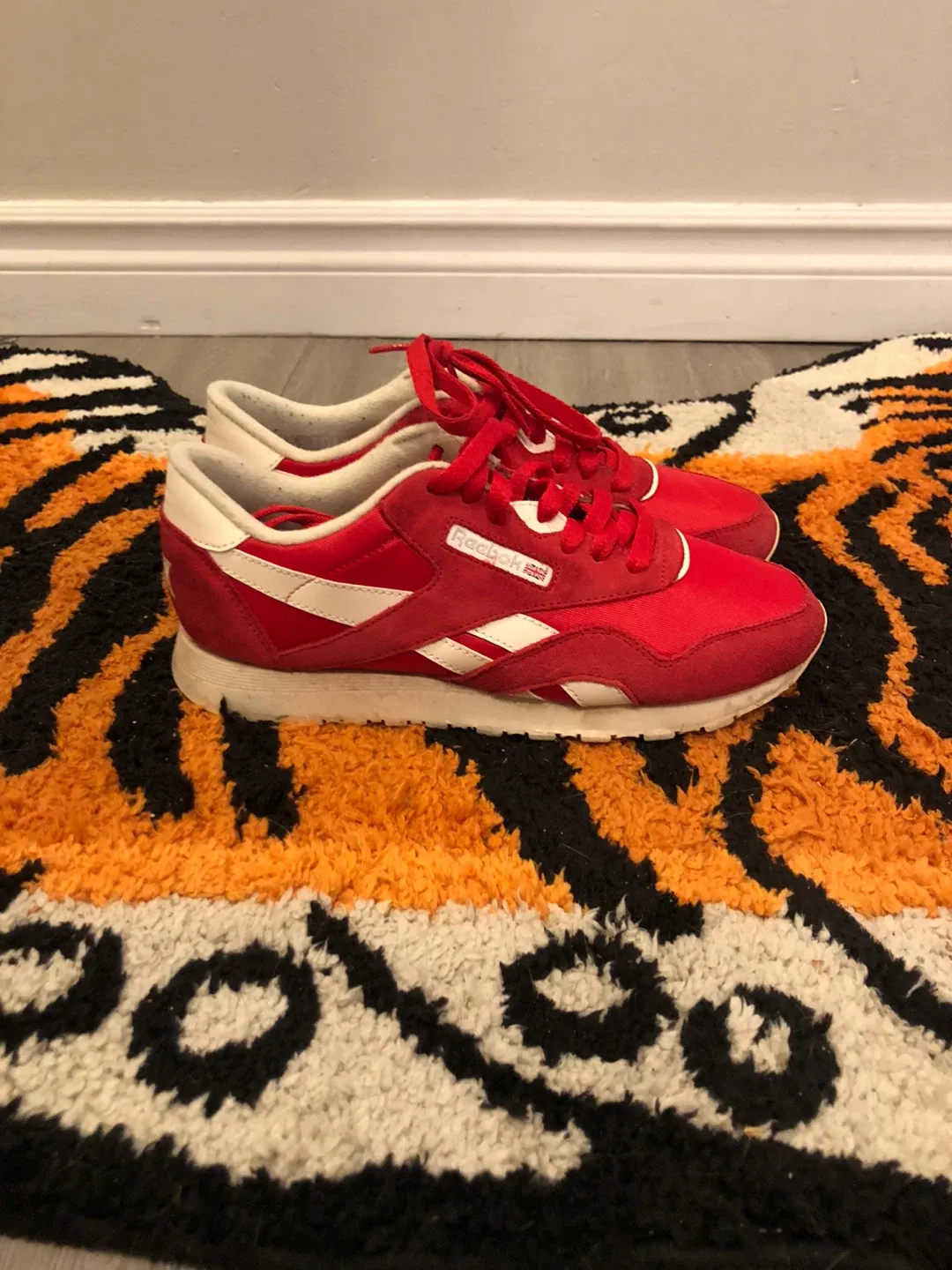 Reebok Classic Nylon Red Sneakers - Women's Size 7 image indicator(2)