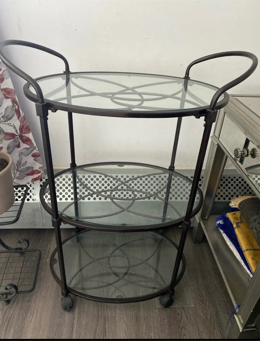 Glass and Metal Rolling Bar Cart image indicator(2)