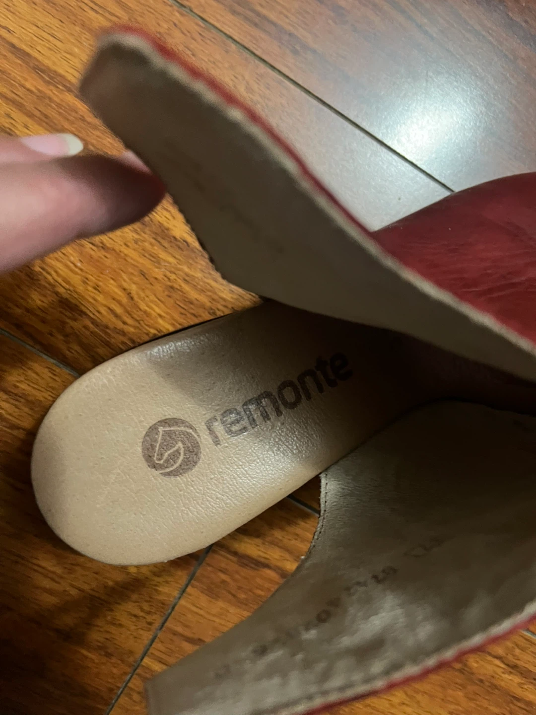Remonte Red Leather Slingback Heels - photo 3
