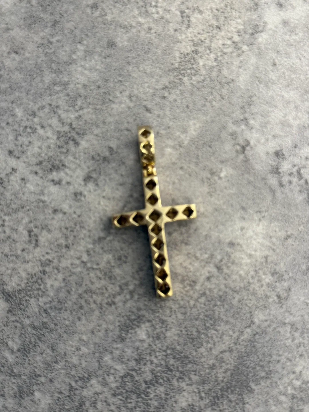 Gold Cross Pendant image indicator(4)