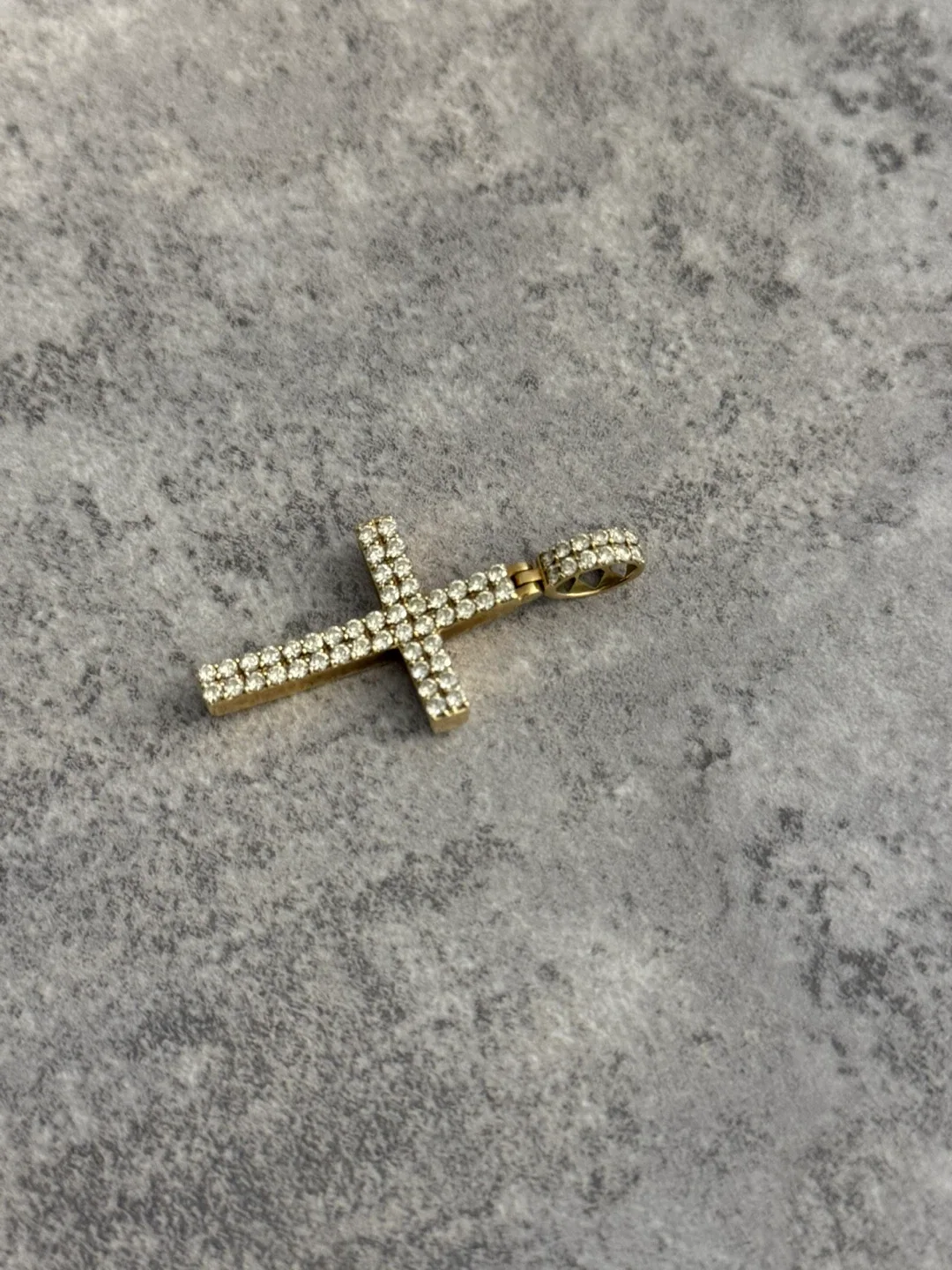 Gold Cross Pendant image indicator(2)