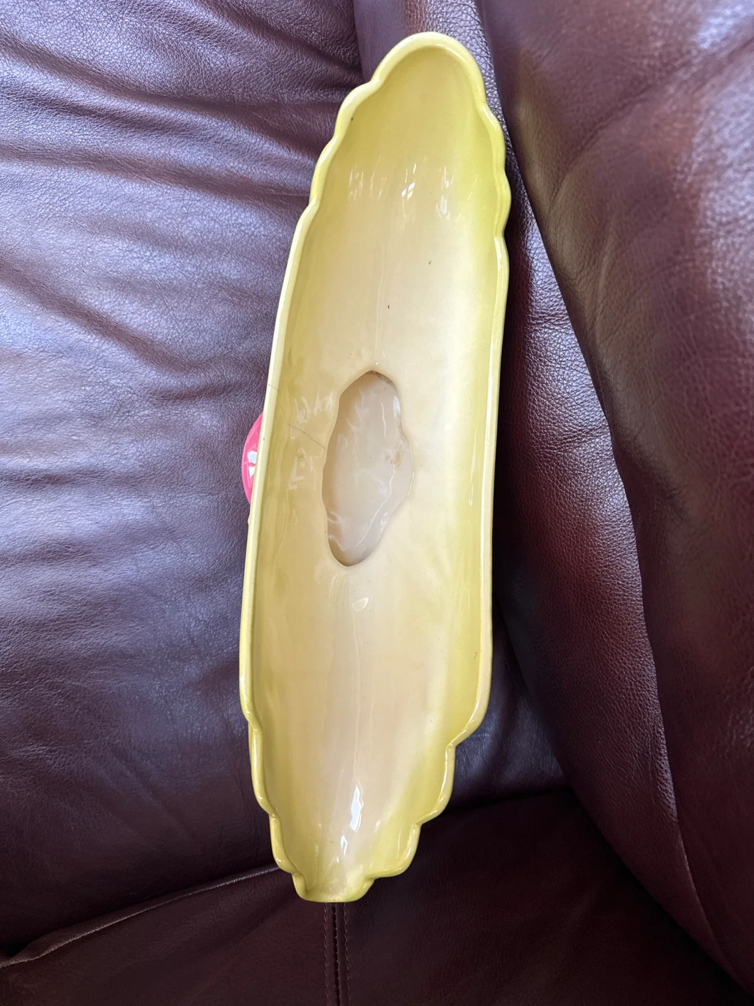 Vintage Hull Pottery Banana Boat Dish - photo 4