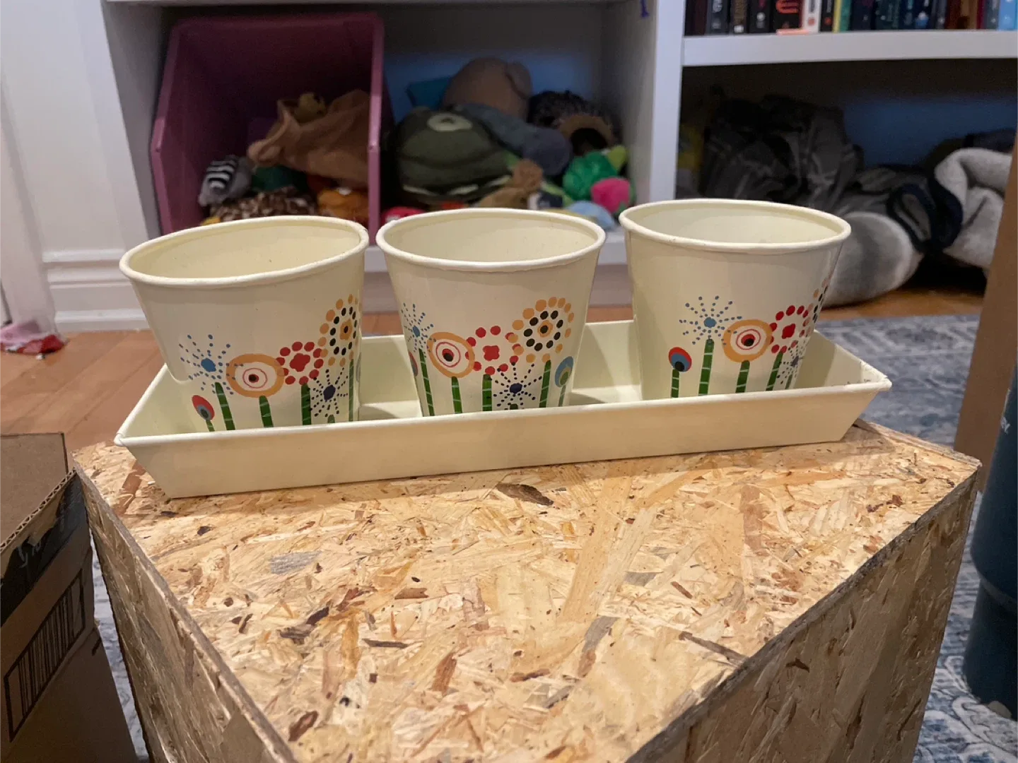 Floral Patterned Planter with Tray