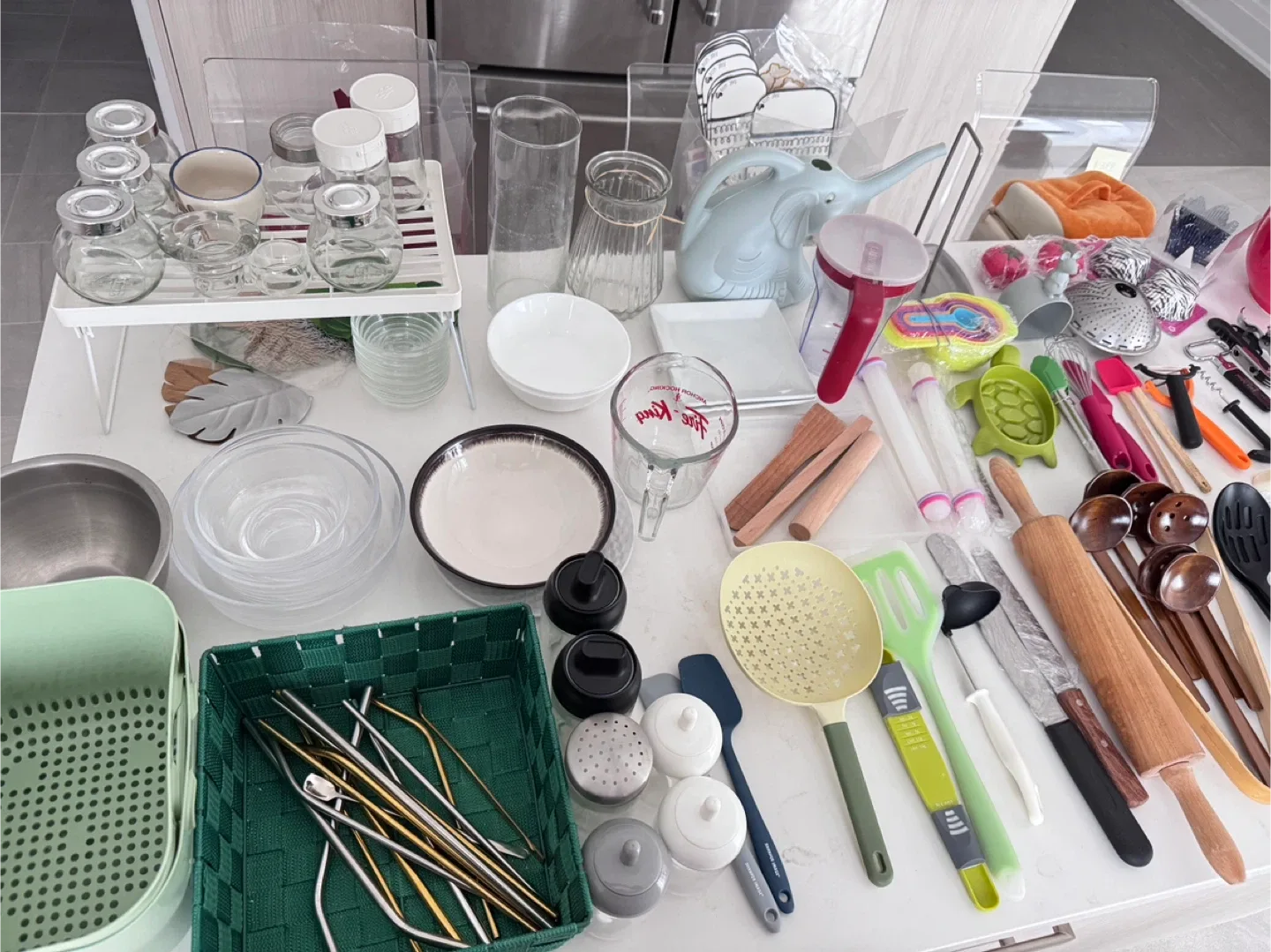 Kitchen Utensils - Rolling Pin, Spatulas, Whisks & More! image indicator(7)