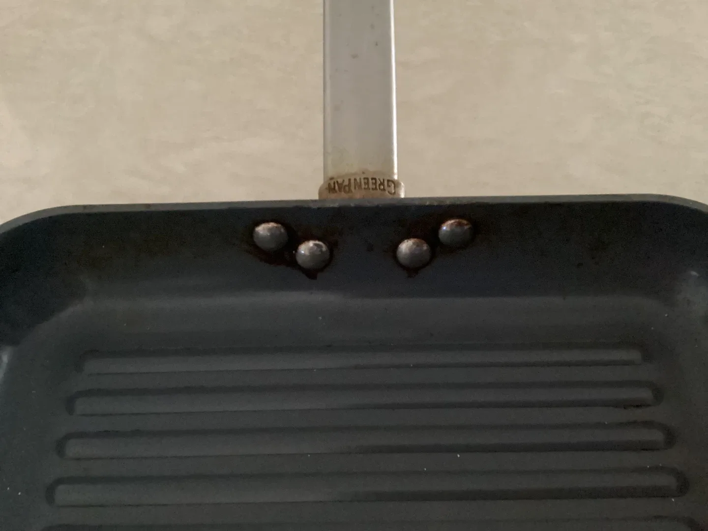 GREEN PAN PROFESSIONAL SERIES GRILL PAN image indicator(2)