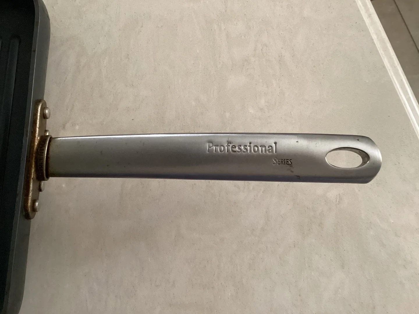 GREEN PAN PROFESSIONAL SERIES GRILL PAN image indicator(3)