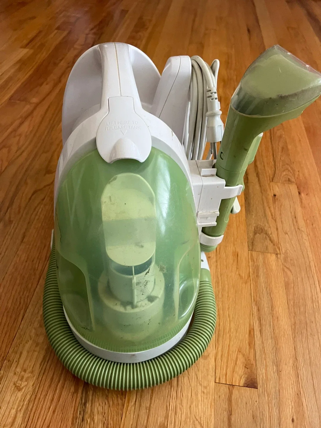 Bissell Little Green ProHeat Portable Carpet Cleaner image indicator(5)