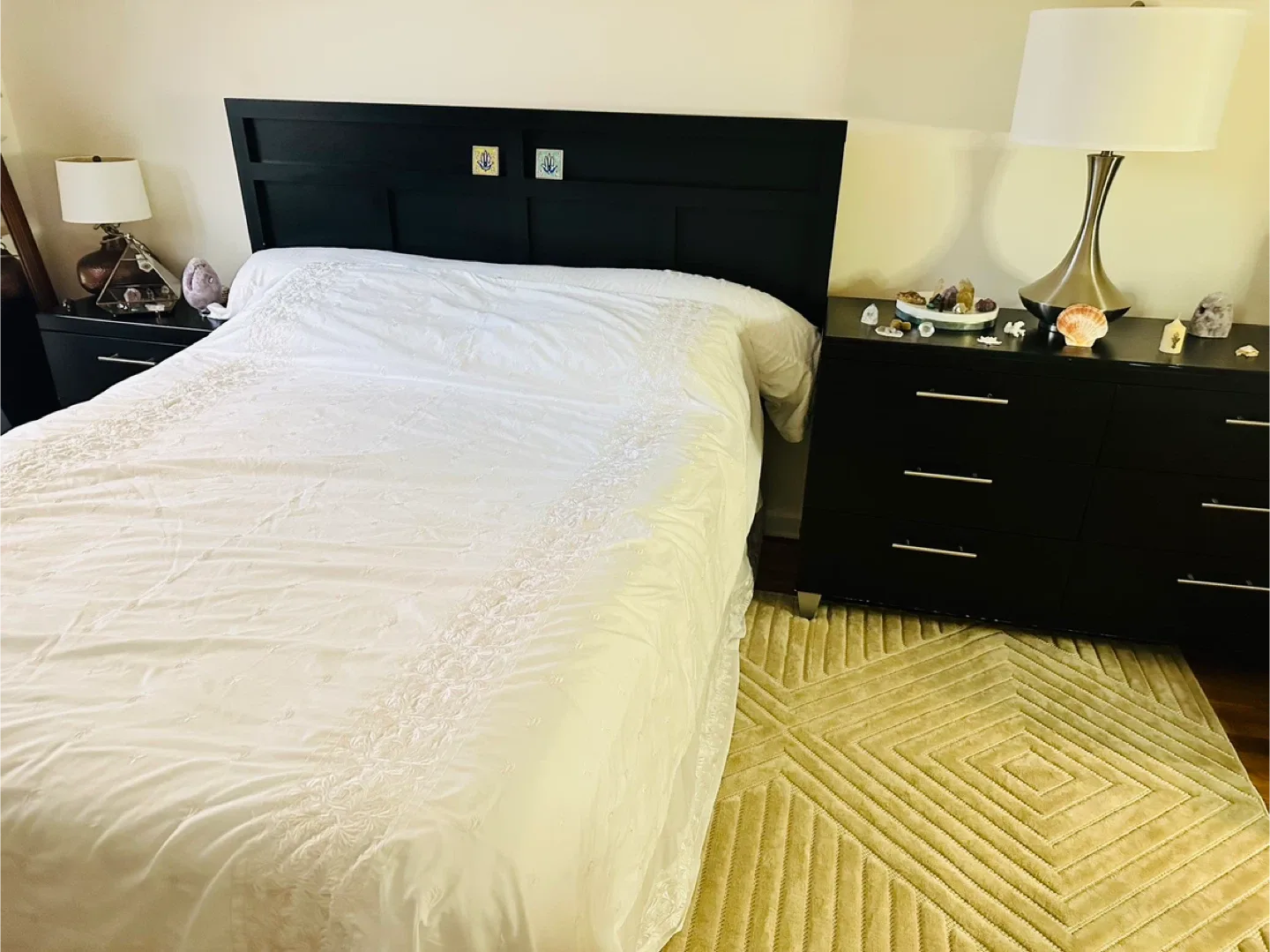 Black Bedroom Set - Dresser, Nightstands + Matching mirror image indicator(5)