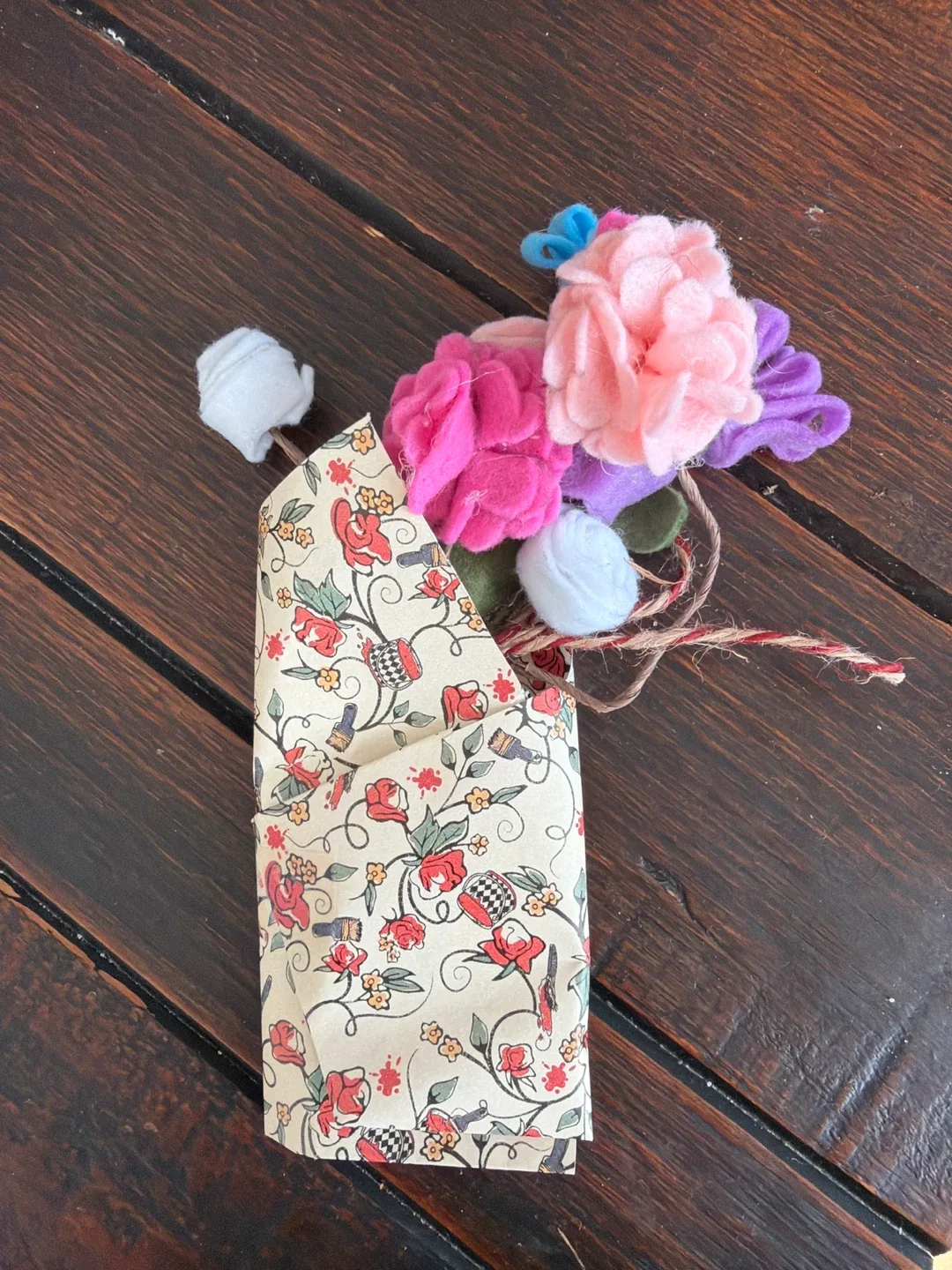 Free Handmade Felt Flower Bouquet