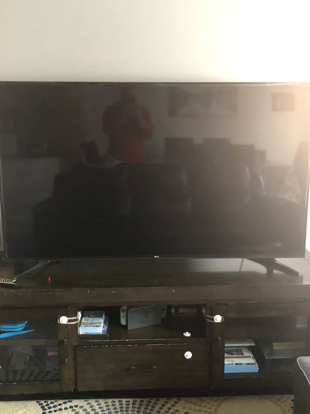 LG 65UH5500 65" 4K UHD Smart TV image indicator(2)