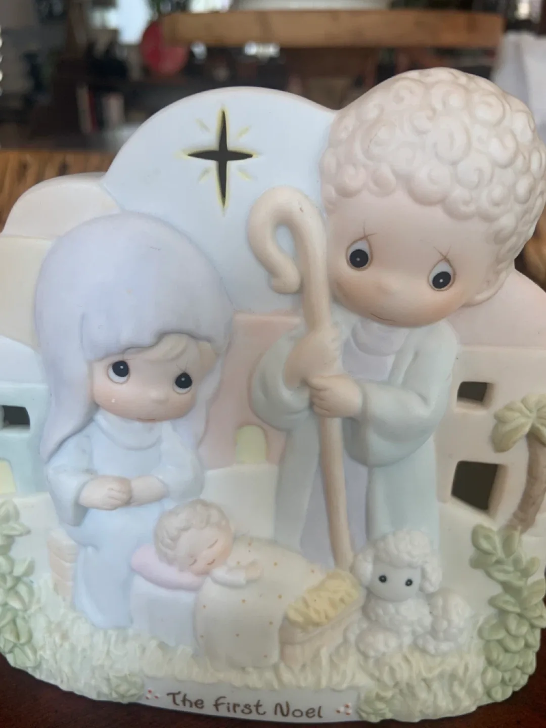 Precious Moments Nativity The First Noel Porcelain Night Light image indicator(2)