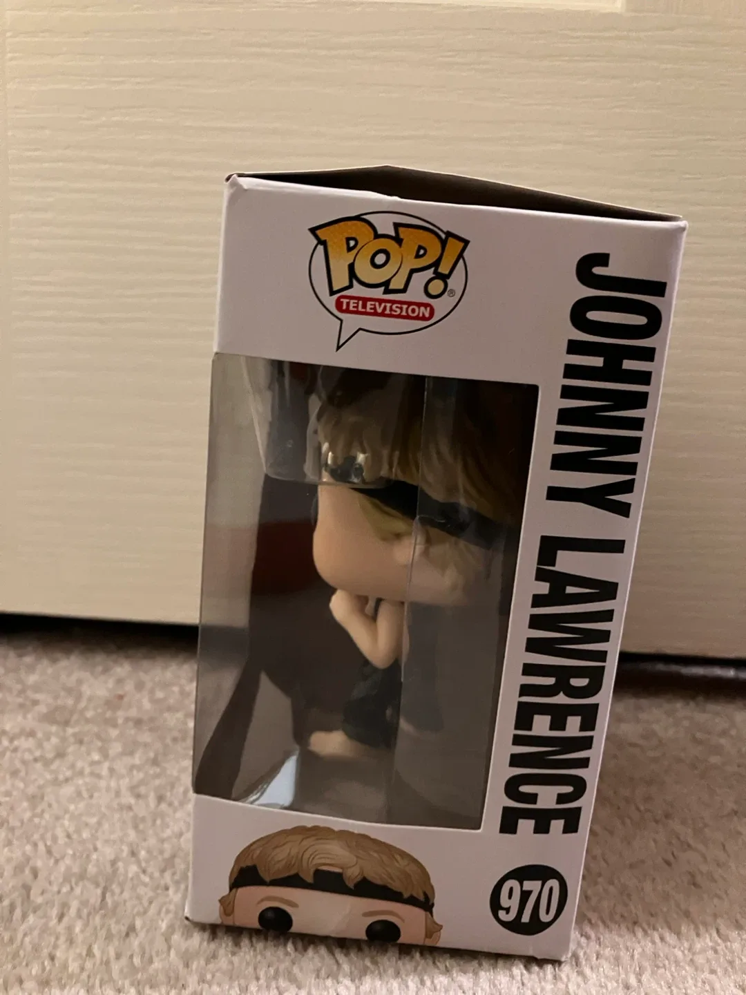 Funko Pop! Television: Cobra Kai - Johnny Lawrence #970 image indicator(4)