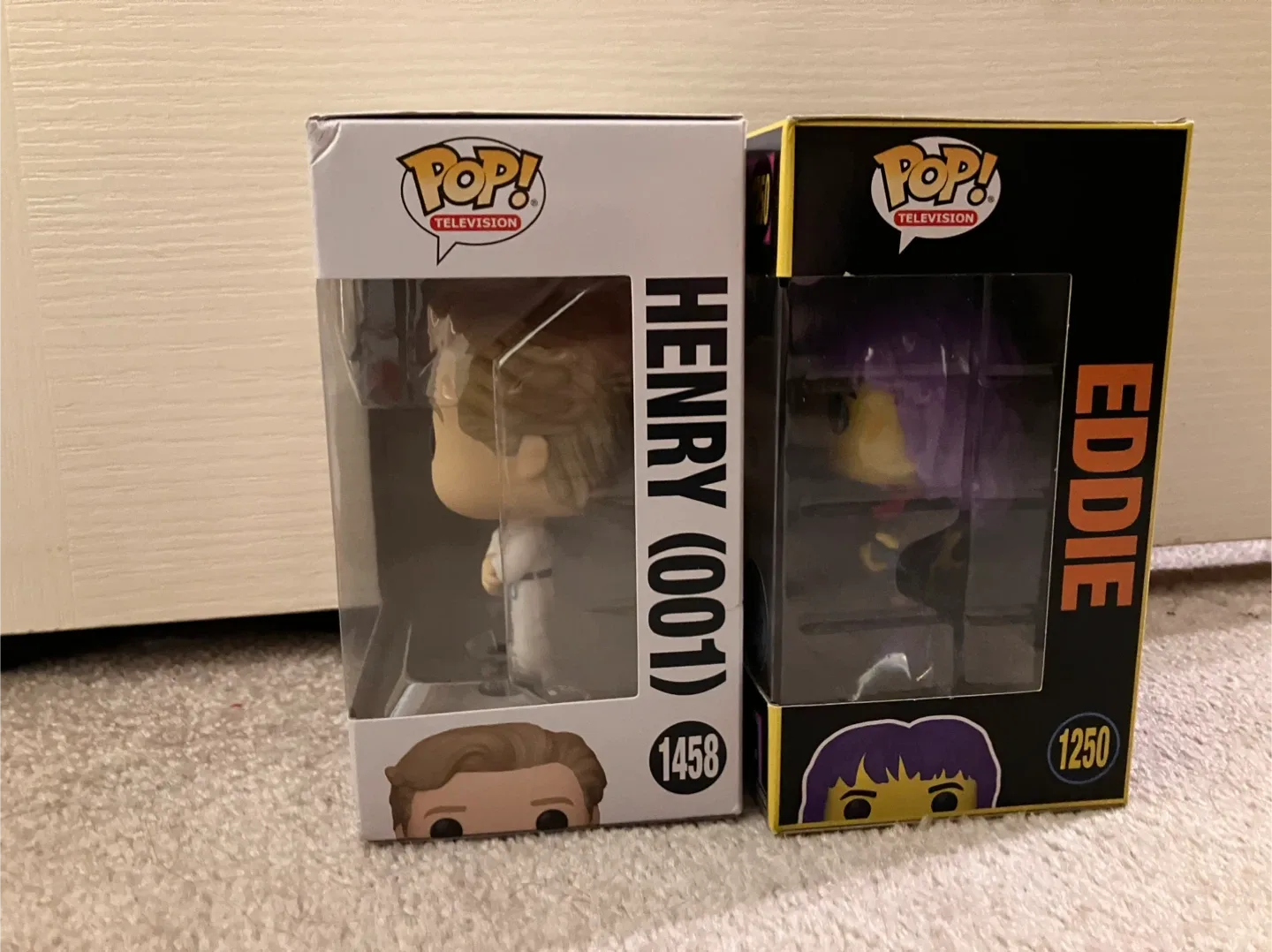 Funko Pop! Stranger Things Henry (001) & Eddie (1250) image indicator(4)
