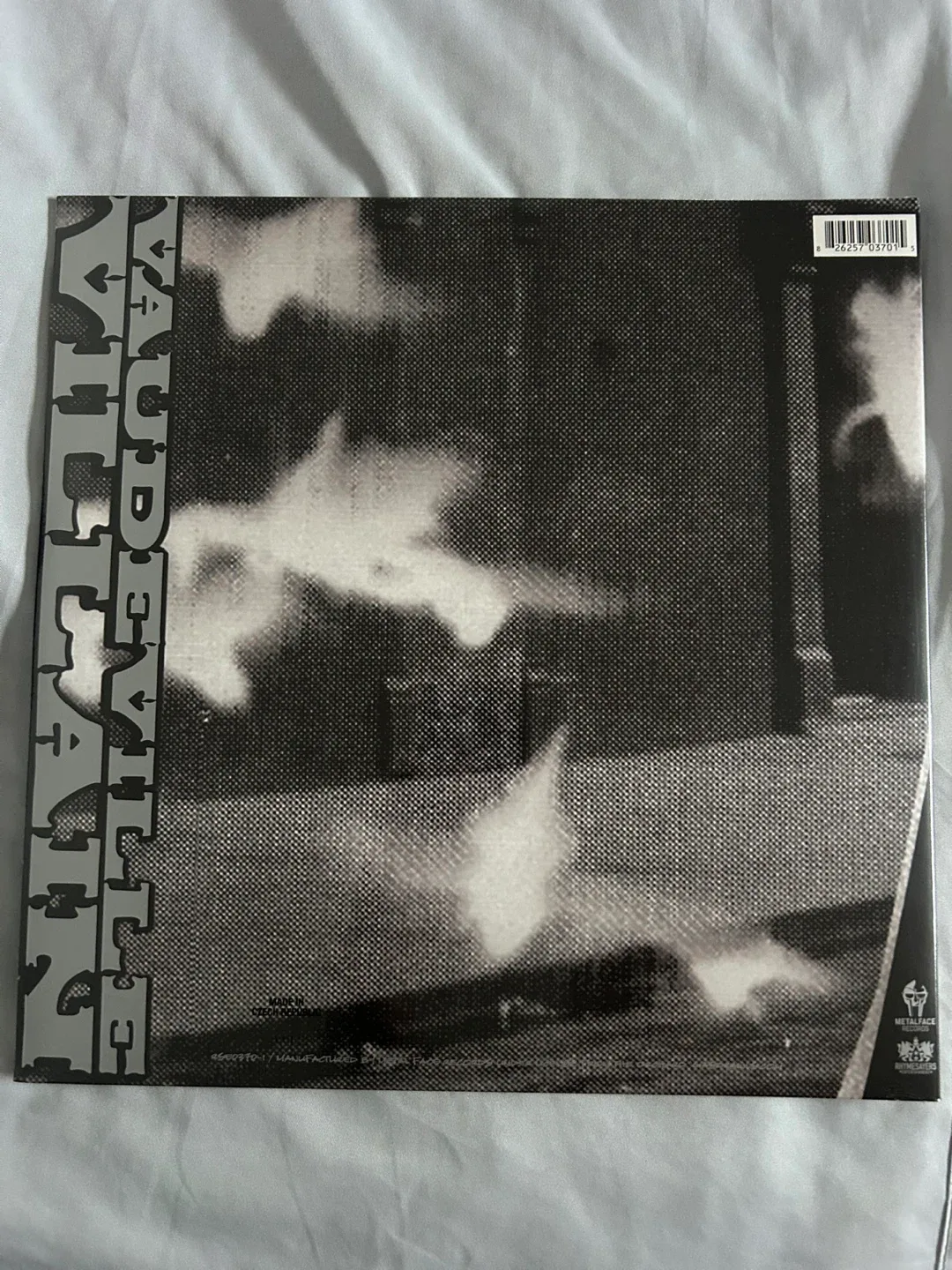 Viktor Vaughn (MF DOOM) Vaudeville Villain LP image indicator(2)