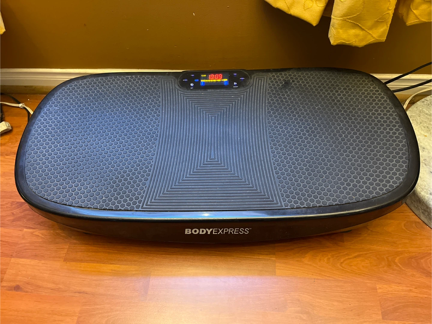 Exercise Vibration Plate with Bluetooth Speaker