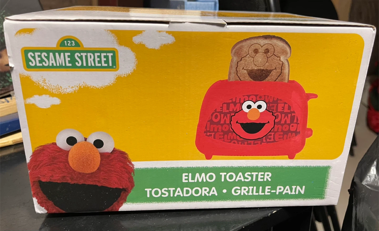 Sesame Street Elmo Toaster - New!