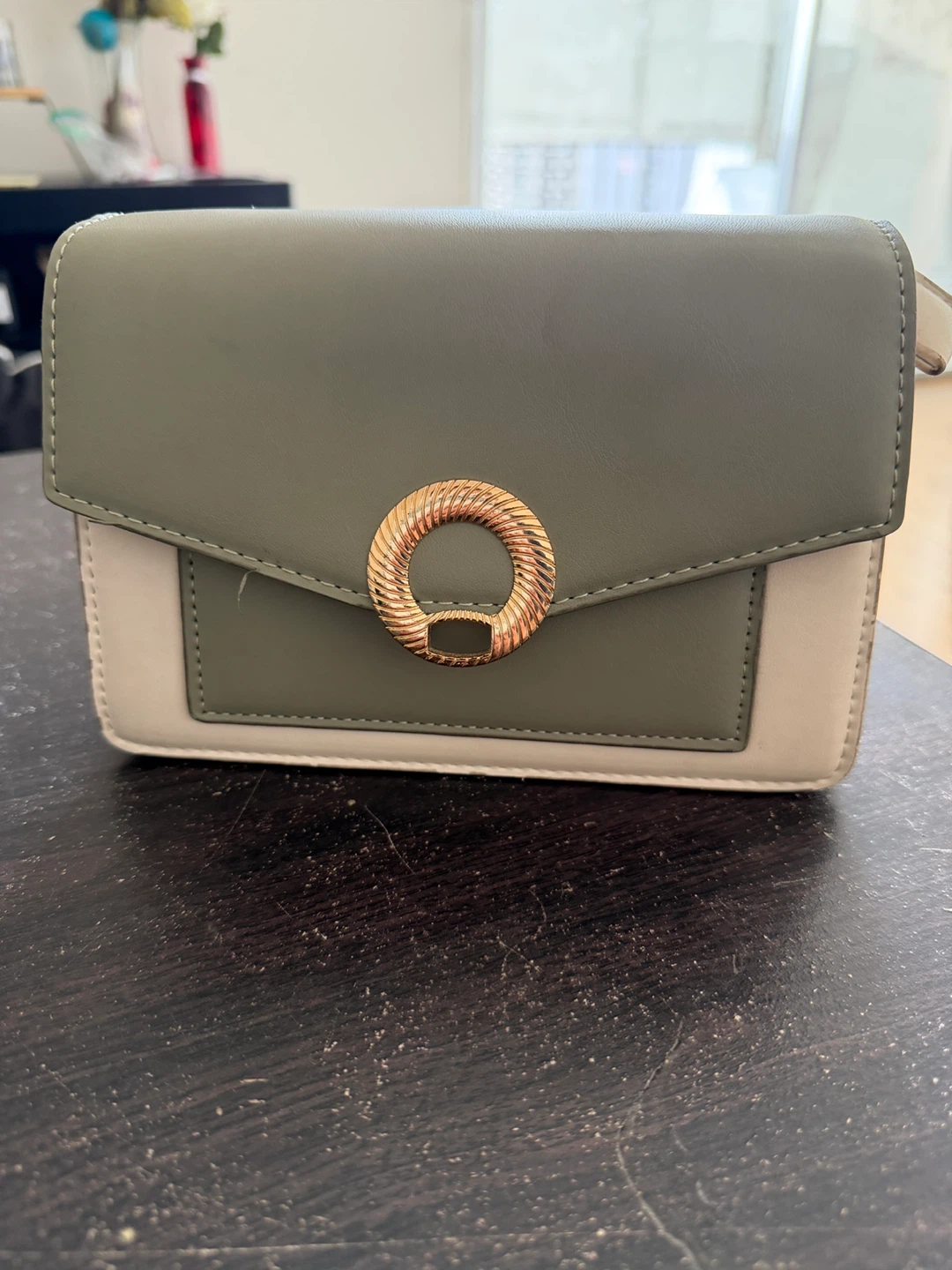 Beige & Green Shoulder Bag
