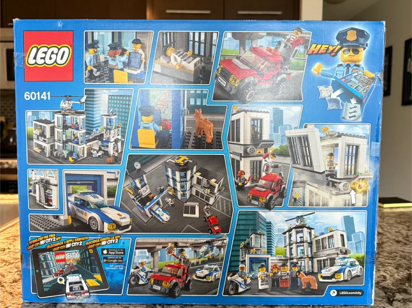 LEGO City Police Station 60141 (Ages 6-12) image indicator(2)