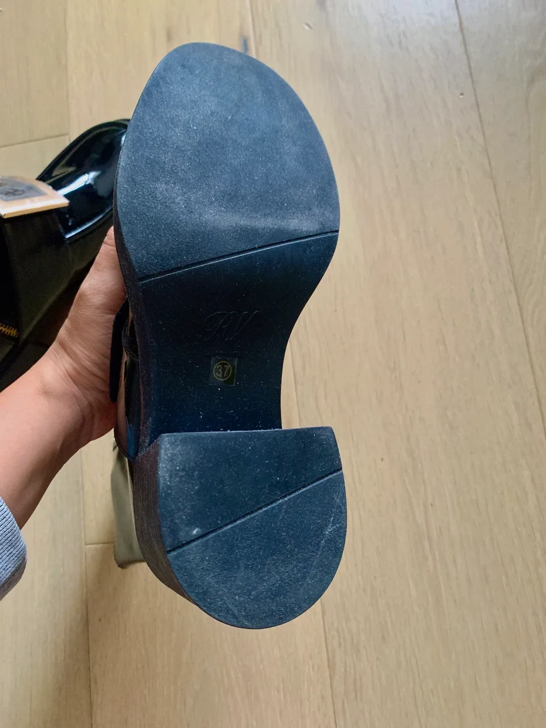 New Fashion Black Patent Leather Ankle Boots - Size 7 image indicator(5)