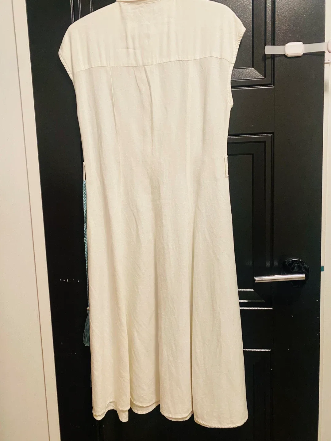 Mango Casual XS White Dress - Size XS image indicator(2)
