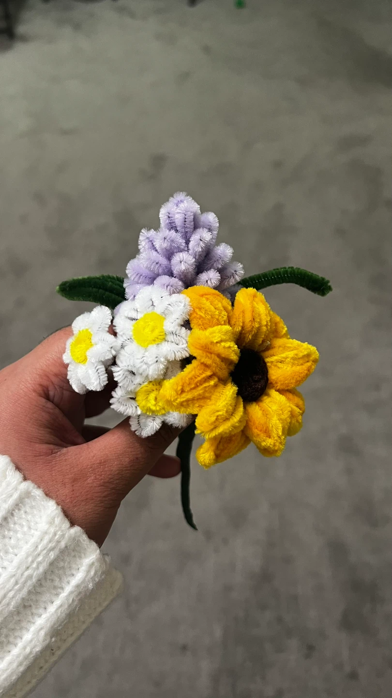 Handmade Pipe Cleaner Flower Bouquet