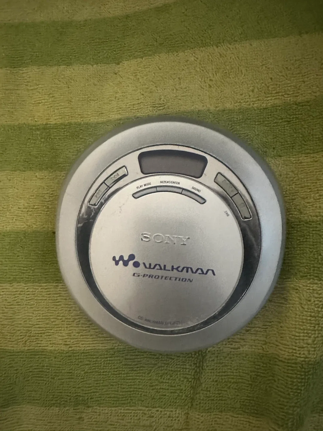 Sony Walkman D-EJ621 Portable CD Player