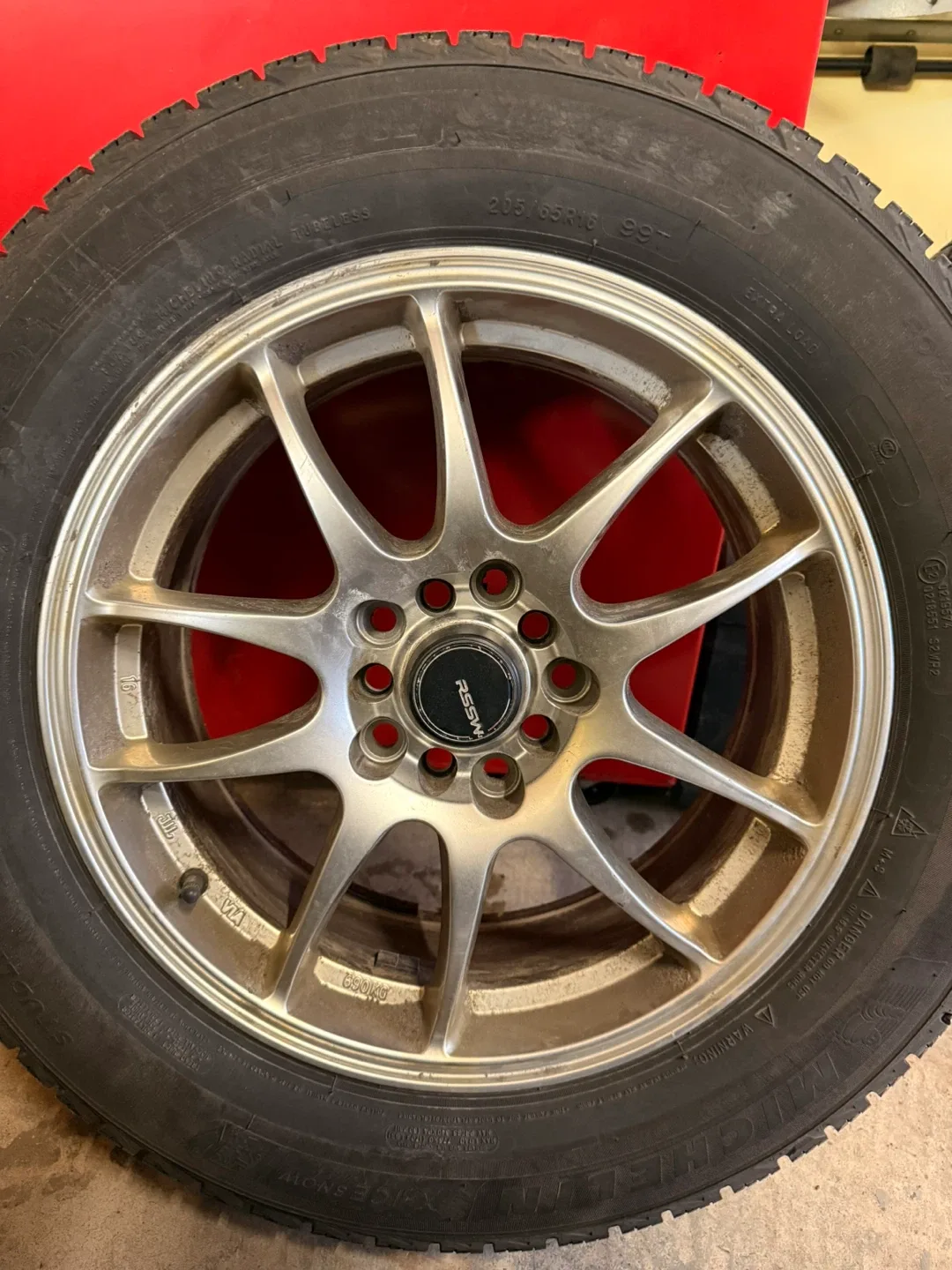 Subaru Crosstrek Michelin X-Ice Snow Tires 205/65R16 image indicator(7)