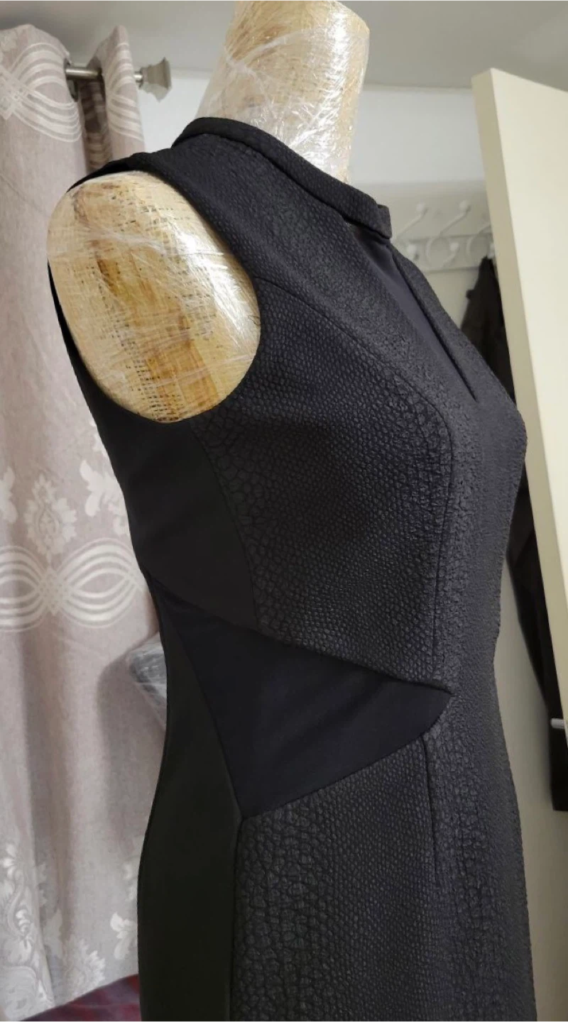 Black Dress with Textured Detail - photo 5