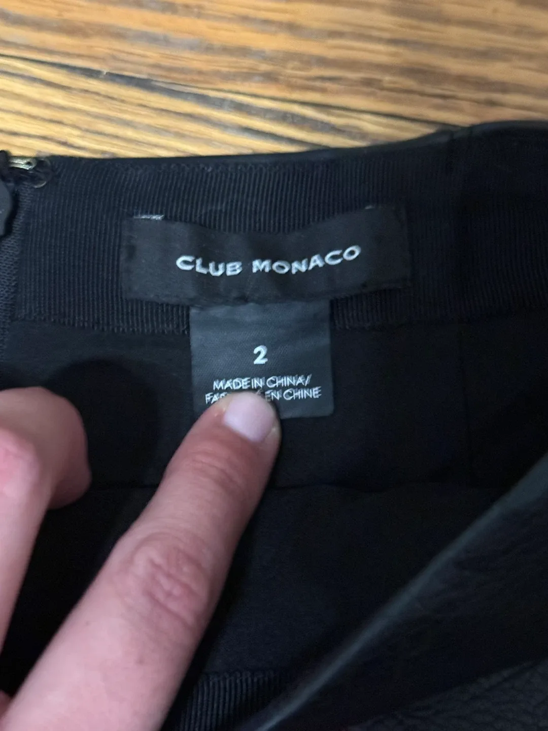 Club Monaco Black Leather Floral Skirt - Size 2 image indicator(2)