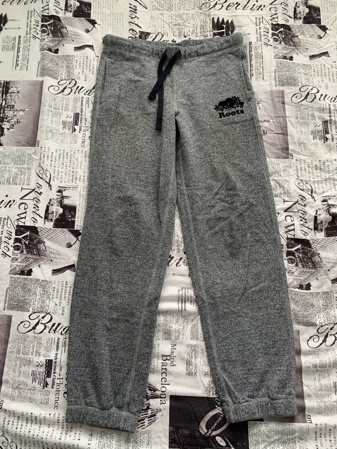 Roots Kids Grey Sweatpants - Size 12