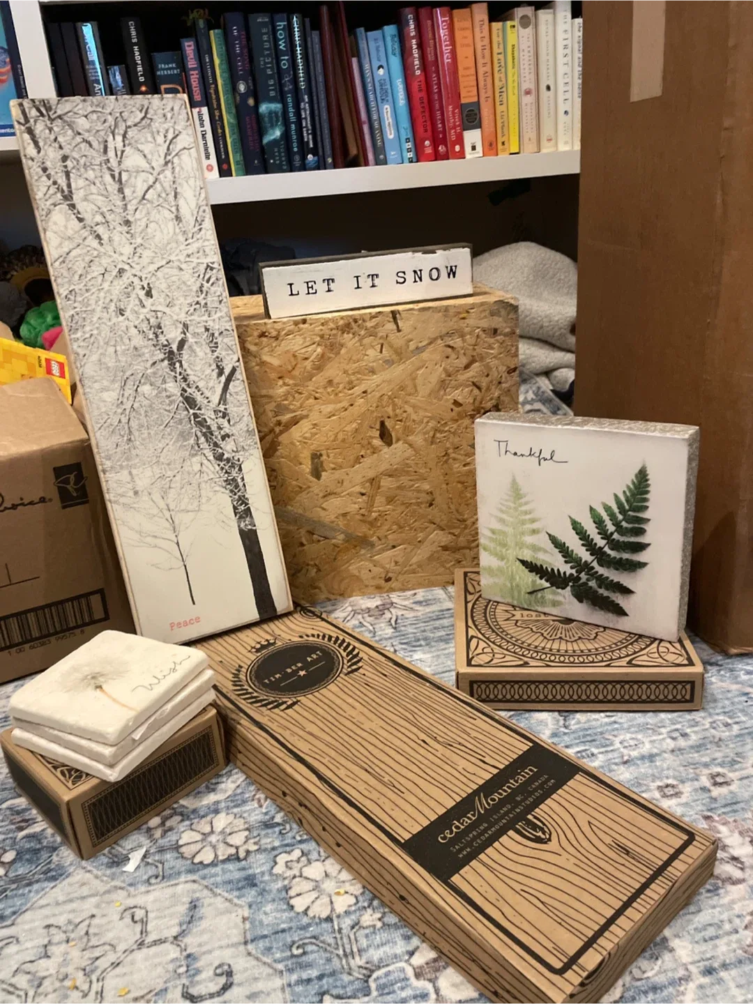 Wood and stone signs Decor