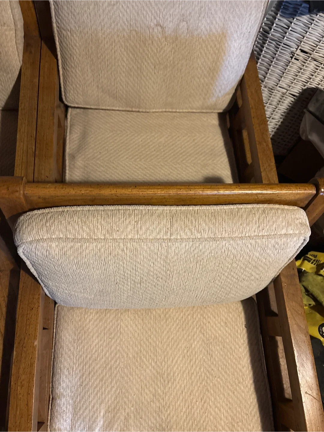 4 vintage wood chairs image indicator(4)