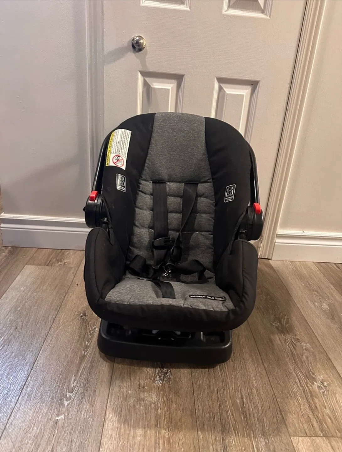 Graco SnugRide 35LX Infant Car Seat image indicator(4)