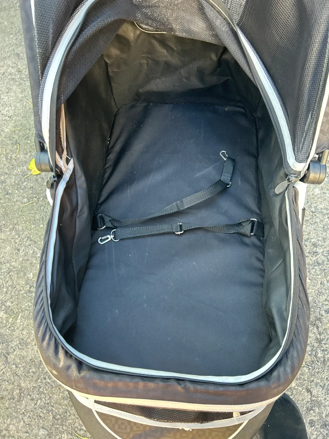 Gen7Pets Platinum Pet Stroller image indicator(5)